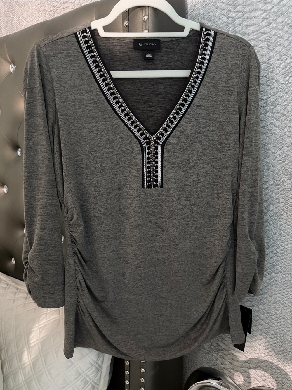 AB Studio Malone Ruched Knit Top Champagne Heather – NWT Size Large